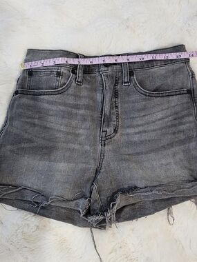 Madewell Black High Rise Denim Shorts Frayed Hem Size 28